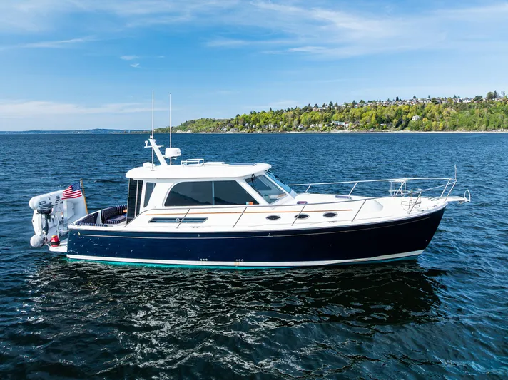 Tangled Up In Blue Yacht Photos Pics 