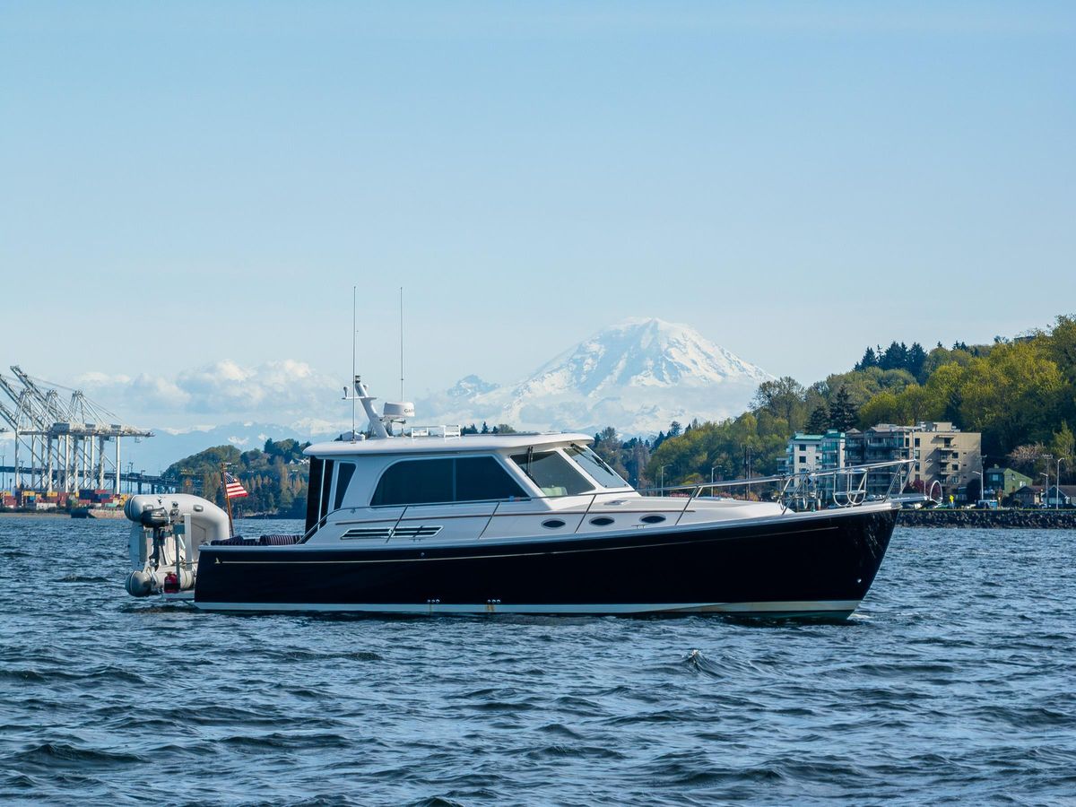 2013 Back Cove 42 