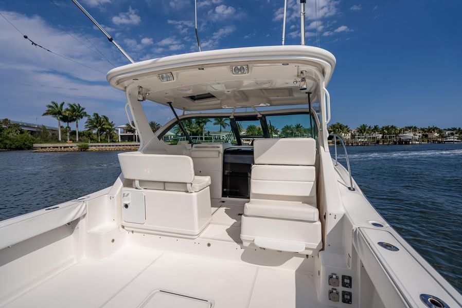 2004 Tiara Yachts 3200 Open