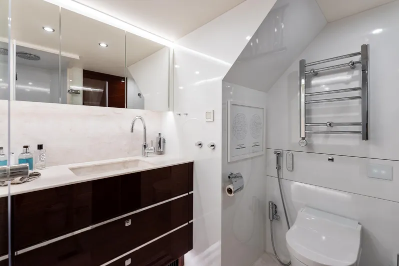 Tribu Yacht Photos Pics TRIBU 62' Steeler Yachts 2021