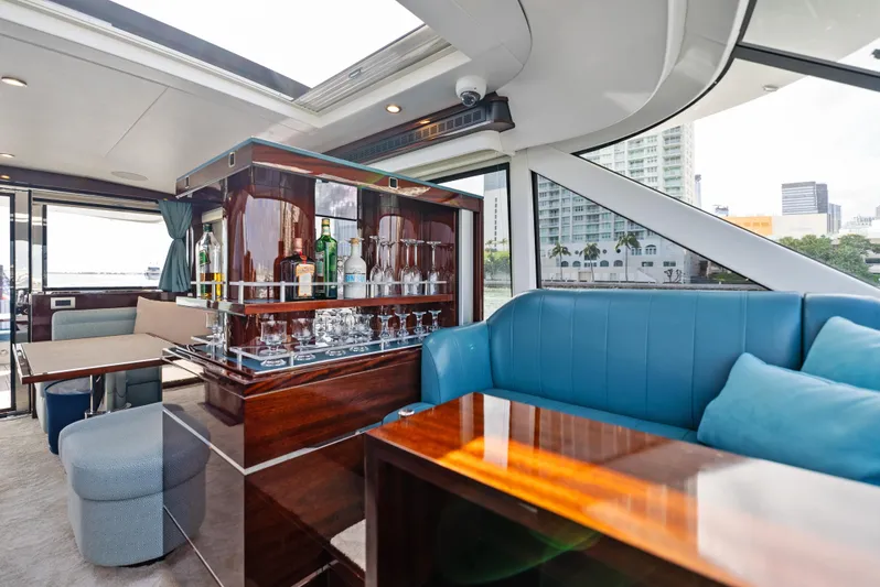 Tribu Yacht Photos Pics TRIBU 62' Steeler Yachts 2021