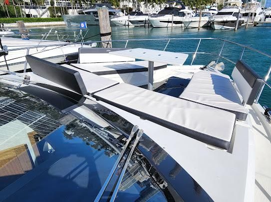 2019 Galeon 51 sky