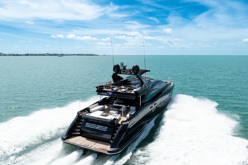 Sette Yacht Photos Pics 