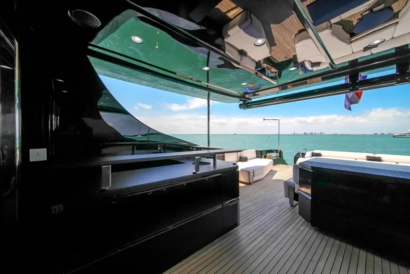 Sette Yacht Photos Pics 