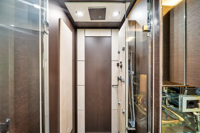 Sette Yacht Photos Pics 