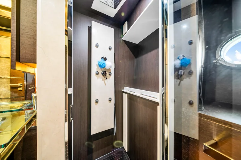 Sette Yacht Photos Pics 