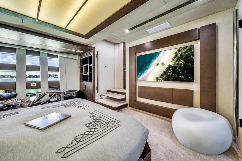 Sette Yacht Photos Pics 