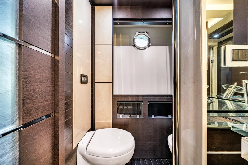 Sette Yacht Photos Pics 