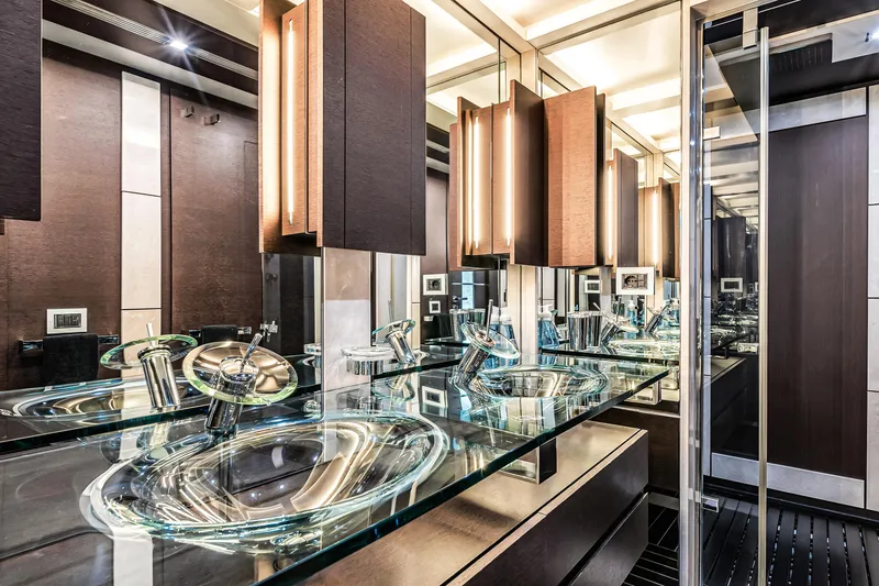 Sette Yacht Photos Pics 