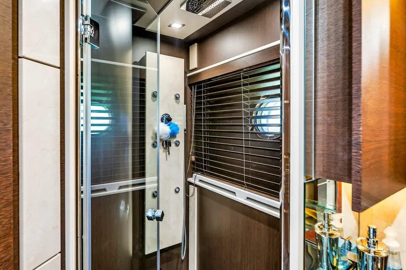 Sette Yacht Photos Pics 