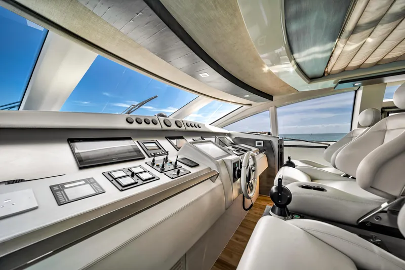 Sette Yacht Photos Pics 