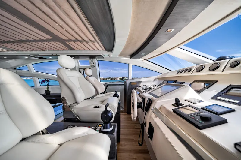 Sette Yacht Photos Pics 