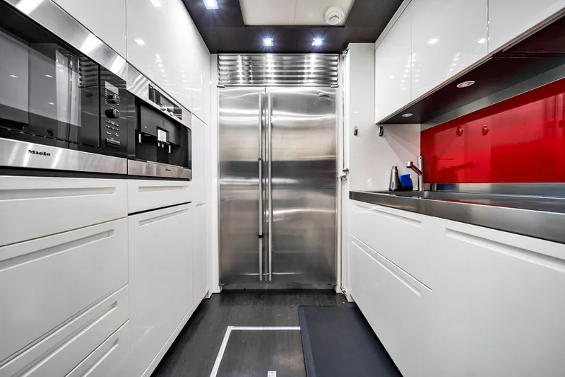 Sette Yacht Photos Pics 