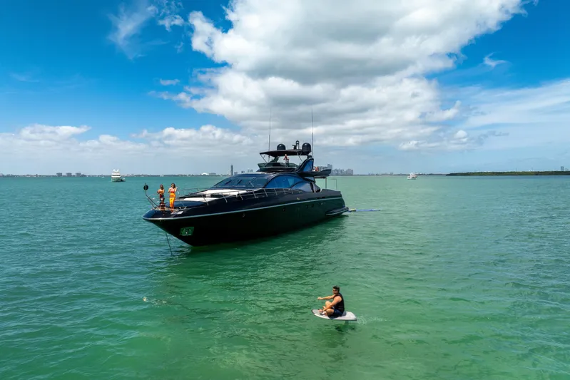 Sette Yacht Photos Pics 