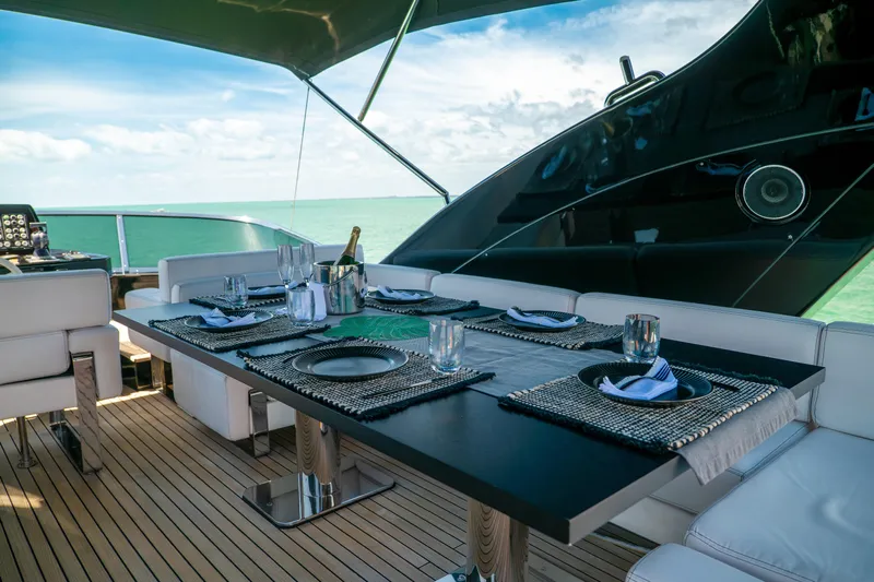 Sette Yacht Photos Pics 