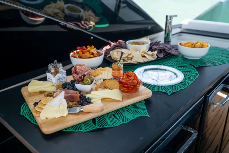 Sette Yacht Photos Pics 