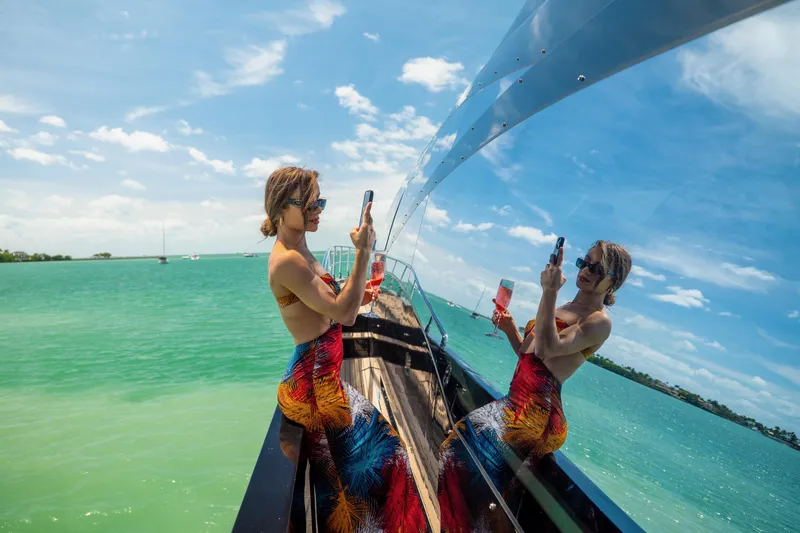 Sette Yacht Photos Pics 