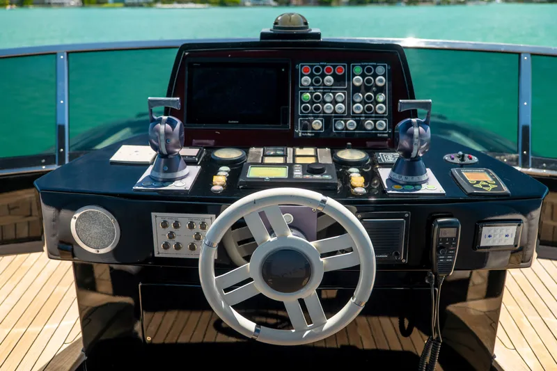 Sette Yacht Photos Pics 