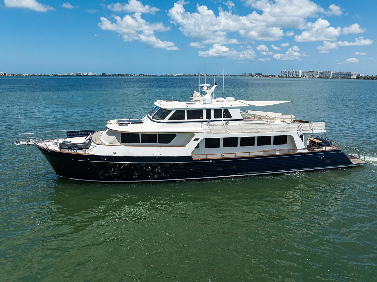 2011 Marlow 97 