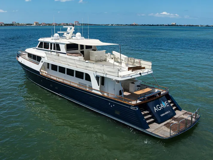 Agave Yacht Photos Pics 