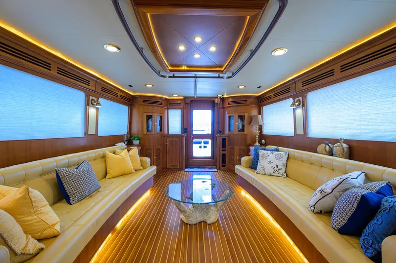 Agave Yacht Photos Pics 