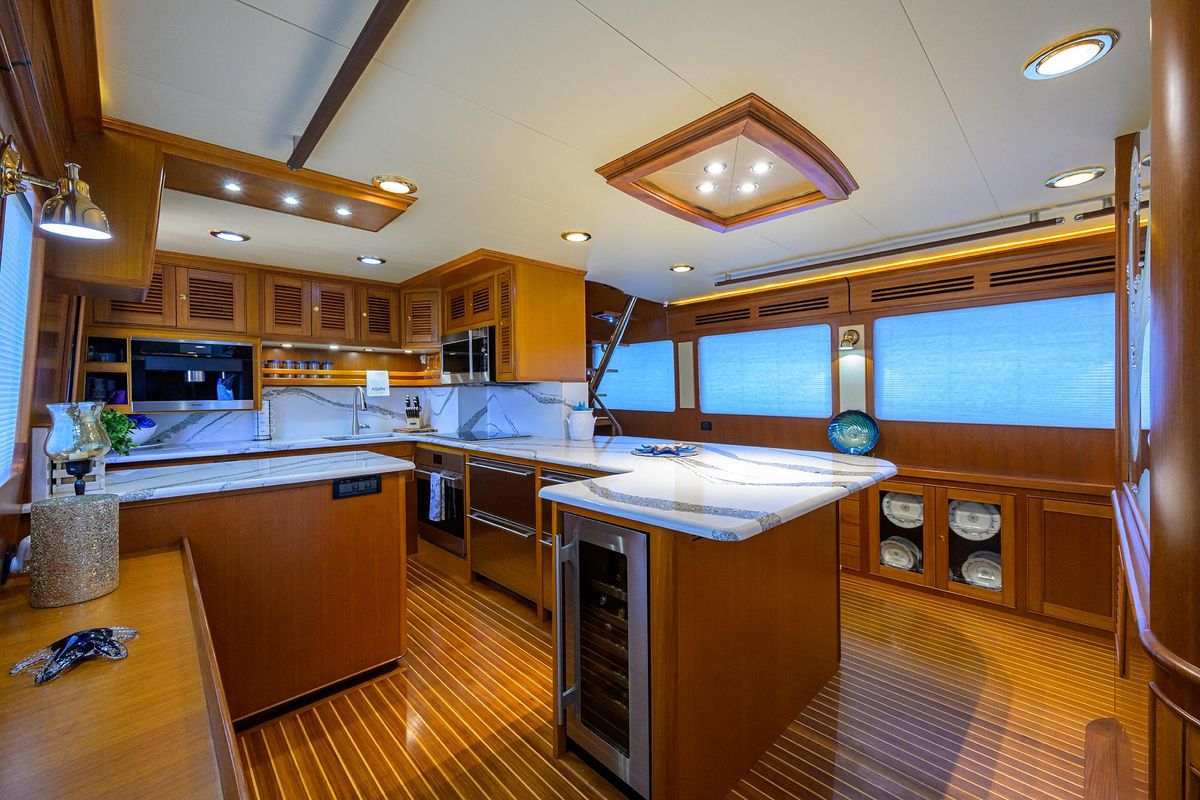 2011 Marlow 97 