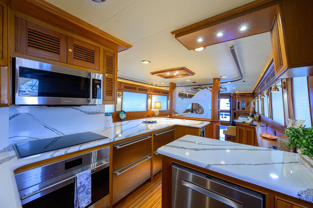 2011 Marlow 97 