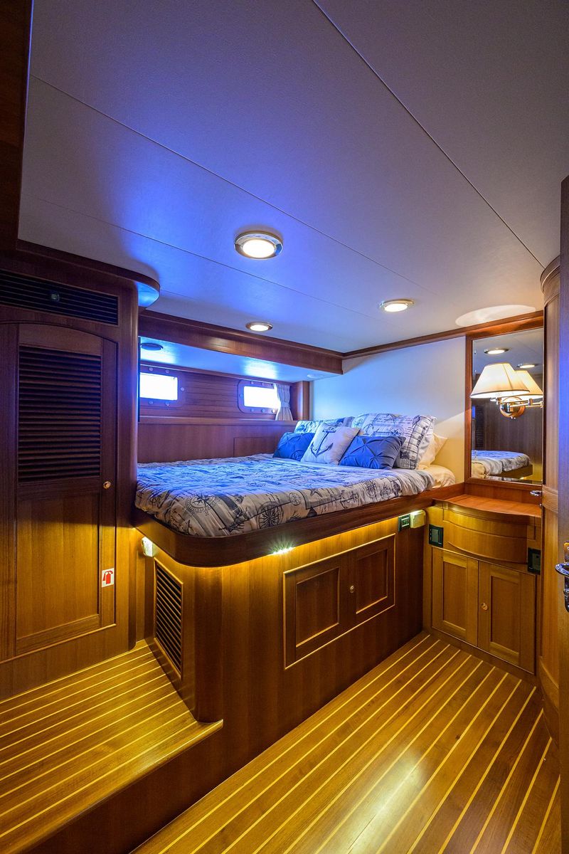 2011 Marlow 97 