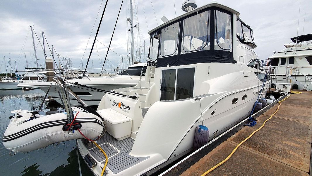 2008 Meridian 459 Cockpit Motor Yacht