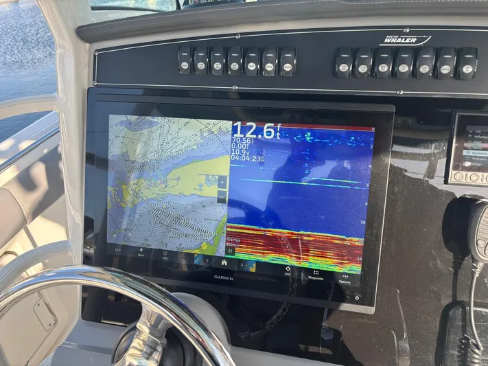  Yacht Photos Pics Navigation system on a 2022 Boston Whaler 33 OUTRAGE boat.
