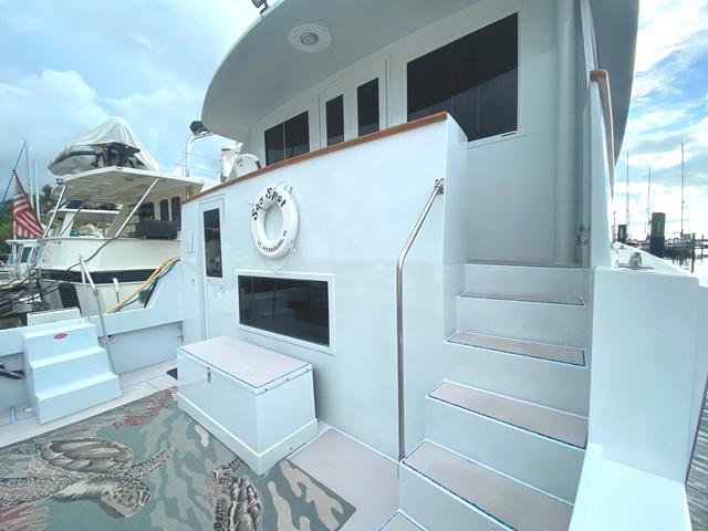 1981 Hatteras 67 Cockpit Motor Yacht Motor Yachts for sale - YachtWorld