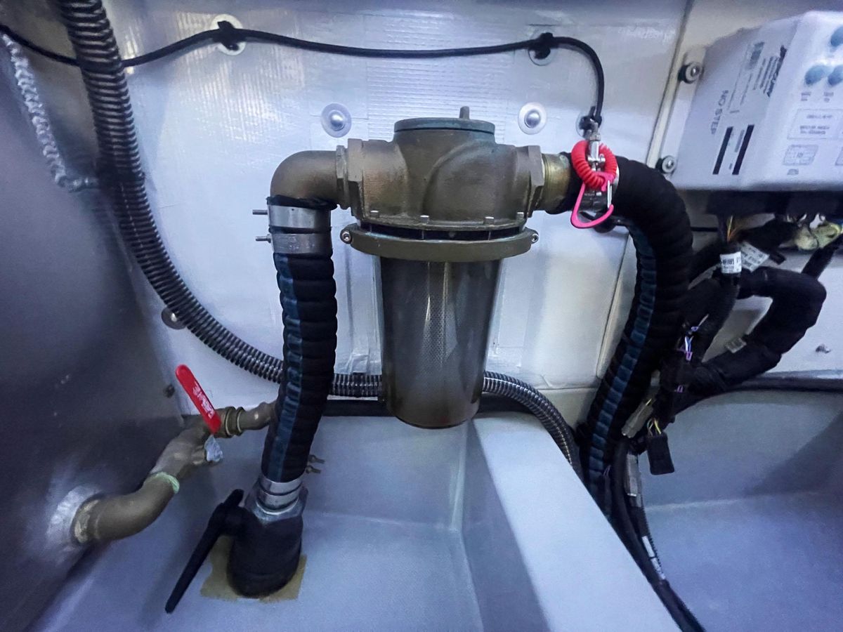 2019 Fathom Yachts 43 