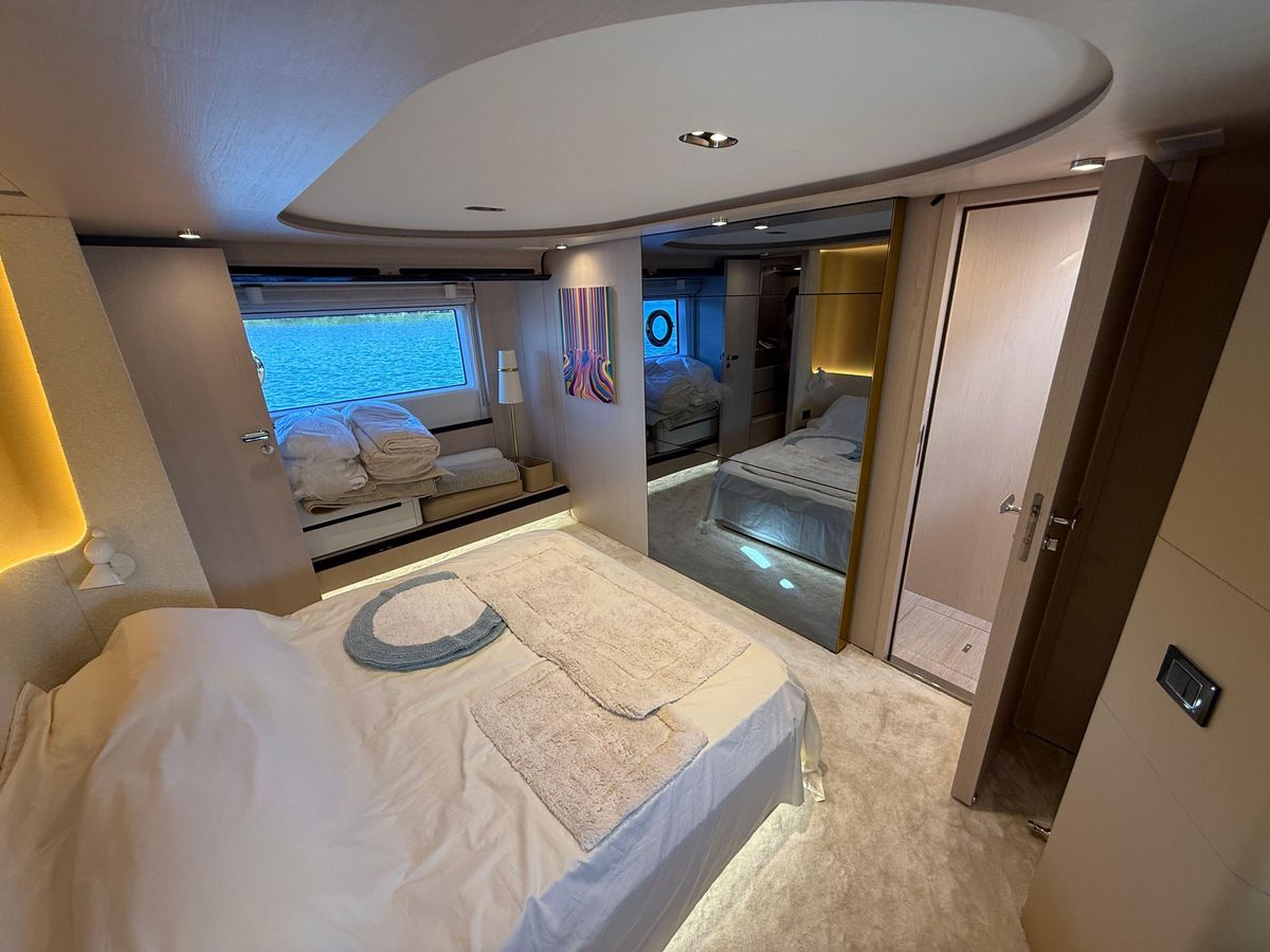 2021 Azimut 78 