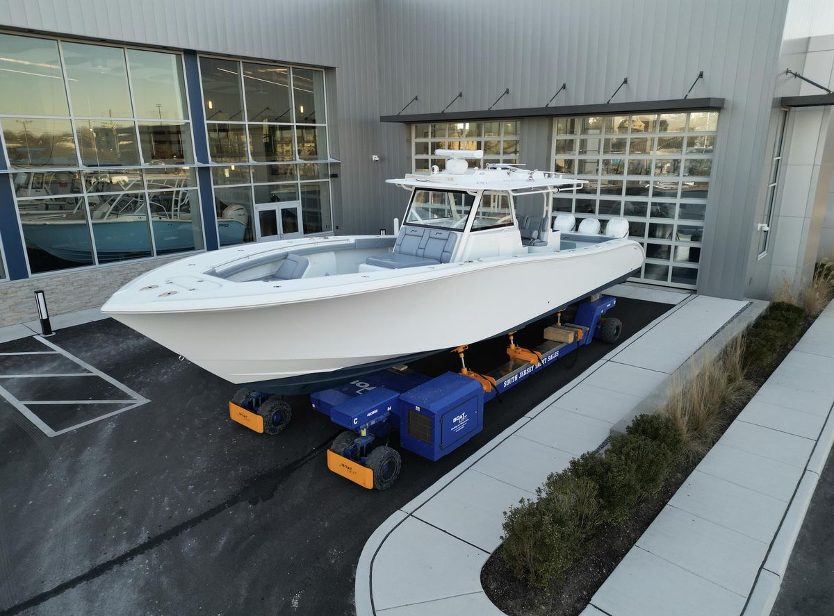 2022 Yellowfin 42 