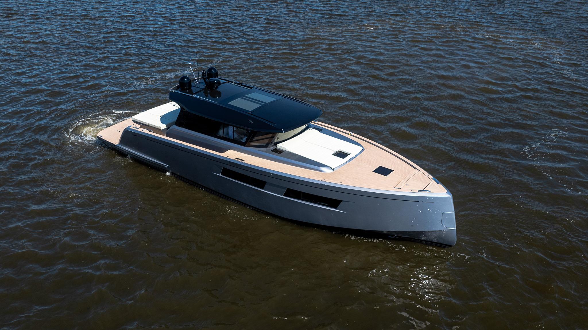 Pardo Yachts GT52 Nuevo en New York - Cosas de Barcos