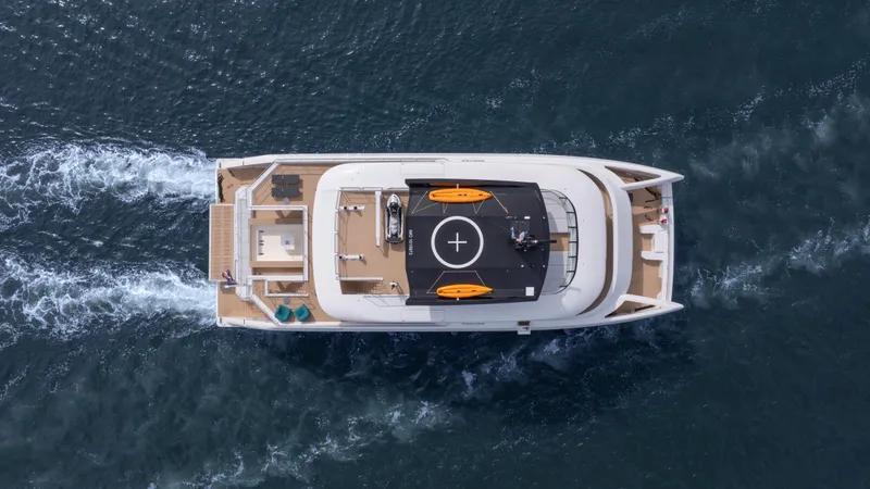 Reduce - As Seen In White Lotus Yacht Photos Pics 