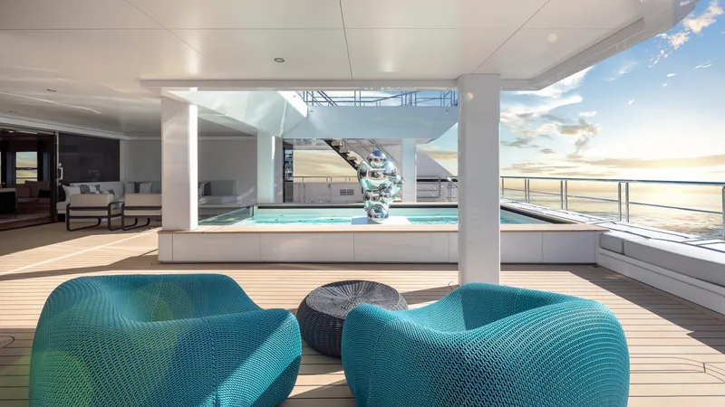 Reduce - As Seen In White Lotus Yacht Photos Pics 