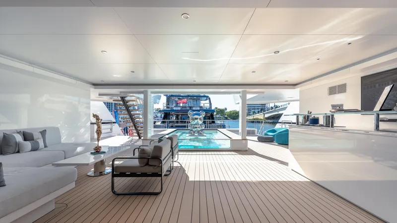 Reduce - As Seen In White Lotus Yacht Photos Pics 