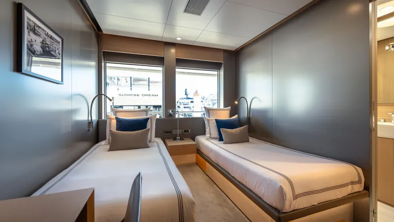 Reduce - As Seen In White Lotus Yacht Photos Pics 