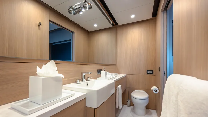 Reduce - As Seen In White Lotus Yacht Photos Pics 