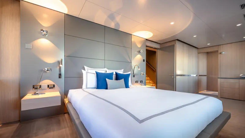 Reduce - As Seen In White Lotus Yacht Photos Pics 