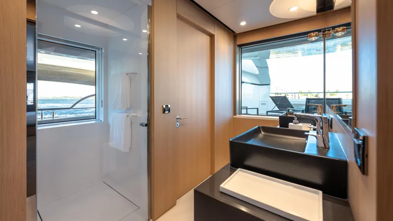 Reduce - As Seen In White Lotus Yacht Photos Pics 