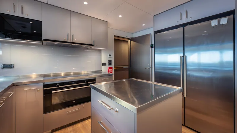 Reduce - As Seen In White Lotus Yacht Photos Pics 