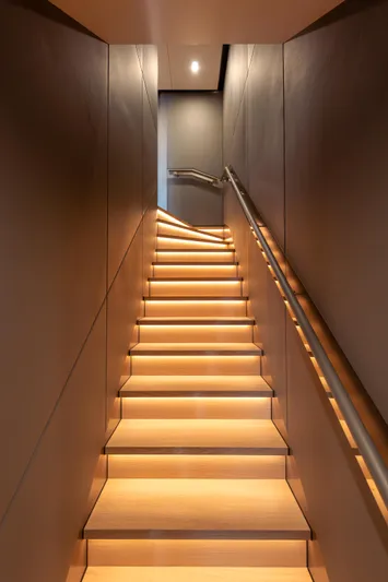 Reduce - As Seen In White Lotus Yacht Photos Pics 