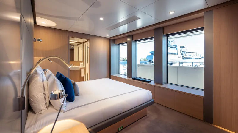 Reduce - As Seen In White Lotus Yacht Photos Pics 