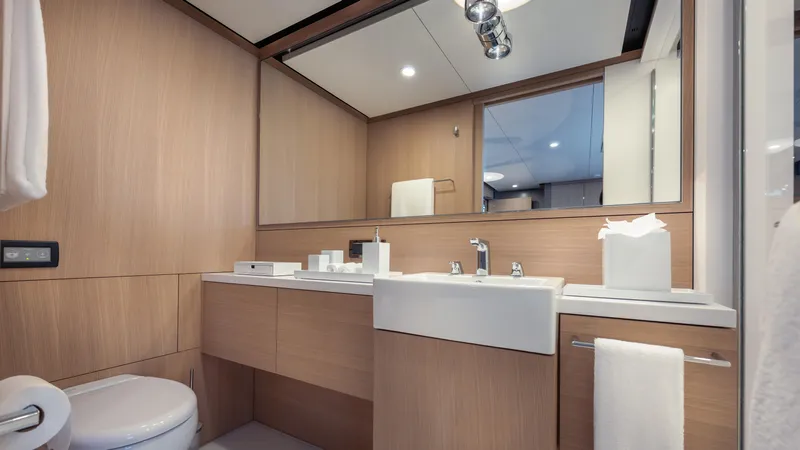 Reduce - As Seen In White Lotus Yacht Photos Pics 