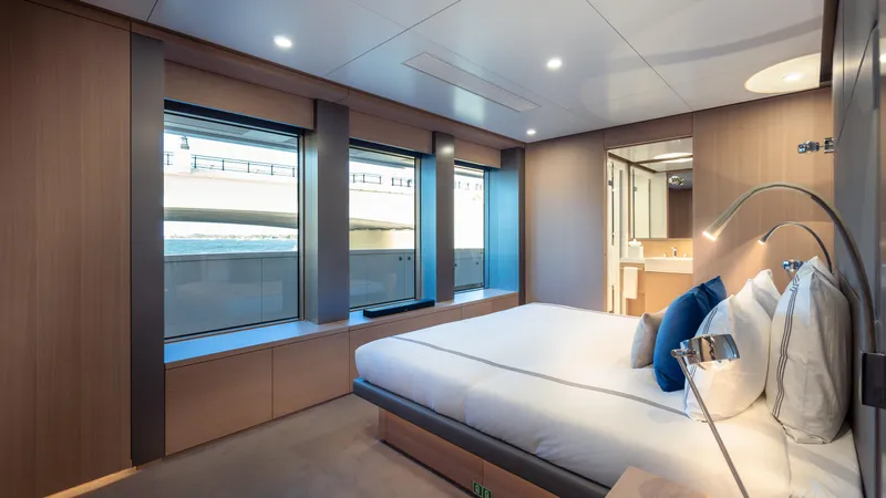 Reduce - As Seen In White Lotus Yacht Photos Pics 