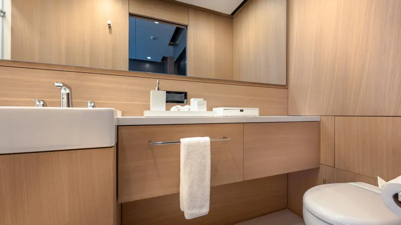 Reduce - As Seen In White Lotus Yacht Photos Pics 