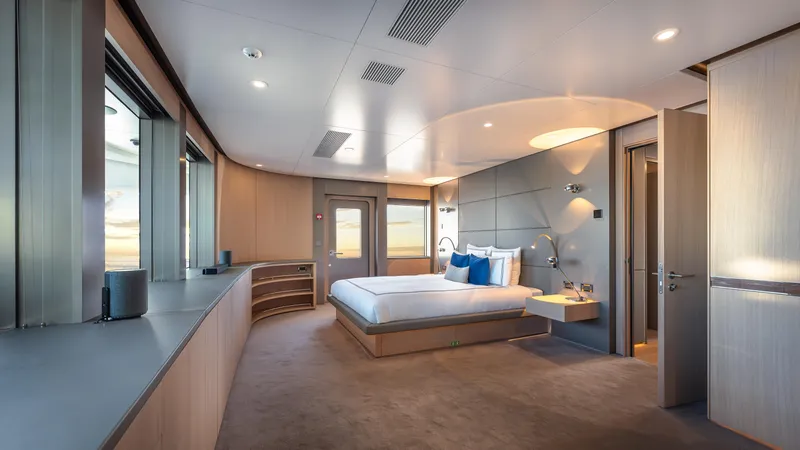 Reduce - As Seen In White Lotus Yacht Photos Pics 