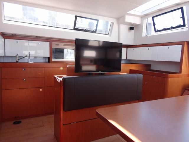 2014 Beneteau Sense 55